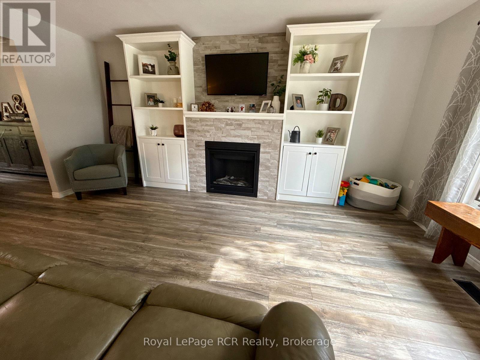 686 16th Street, Hanover, Ontario  N4N 3M3 - Photo 32 - X13871798