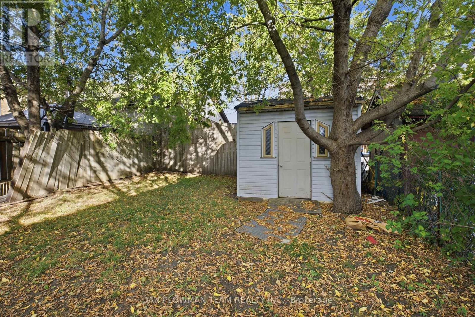 372 Pine Avenue, Oshawa, Ontario  L1J 2H8 - Photo 5 - E13871780