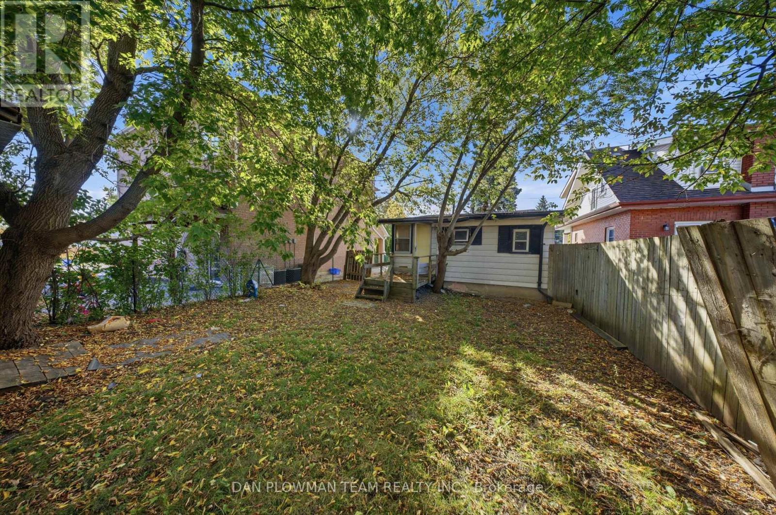 372 Pine Avenue, Oshawa, Ontario  L1J 2H8 - Photo 7 - E13871780