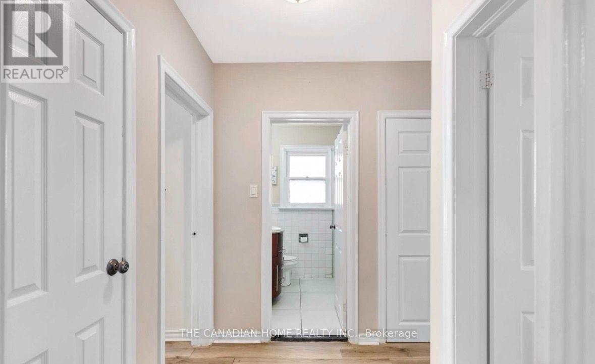 23 Todd Road, Toronto, Ontario  M1S 2K1 - Photo 9 - E13871930