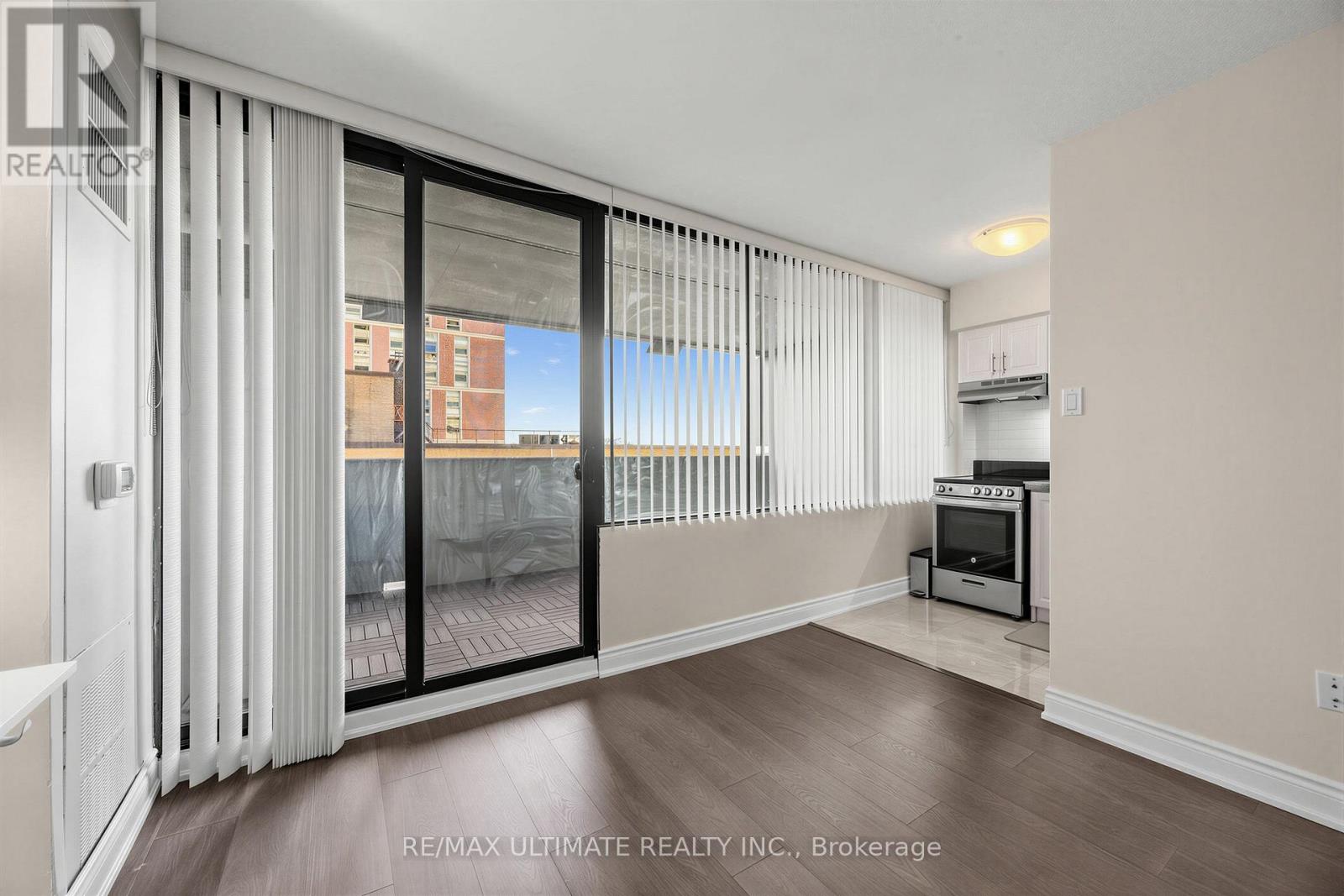 603 - 720 SPADINA AVENUE, toronto (university), Ontario