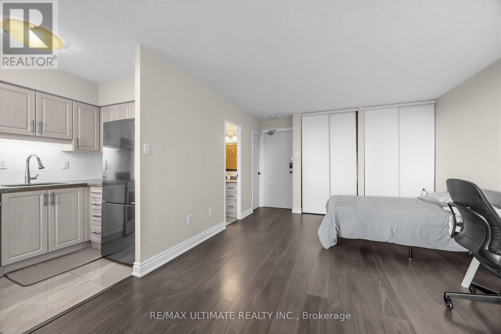 603 - 720 Spadina Avenue, Toronto (University), Ontario  M5S 2T9 - Photo 4 - C13872072
