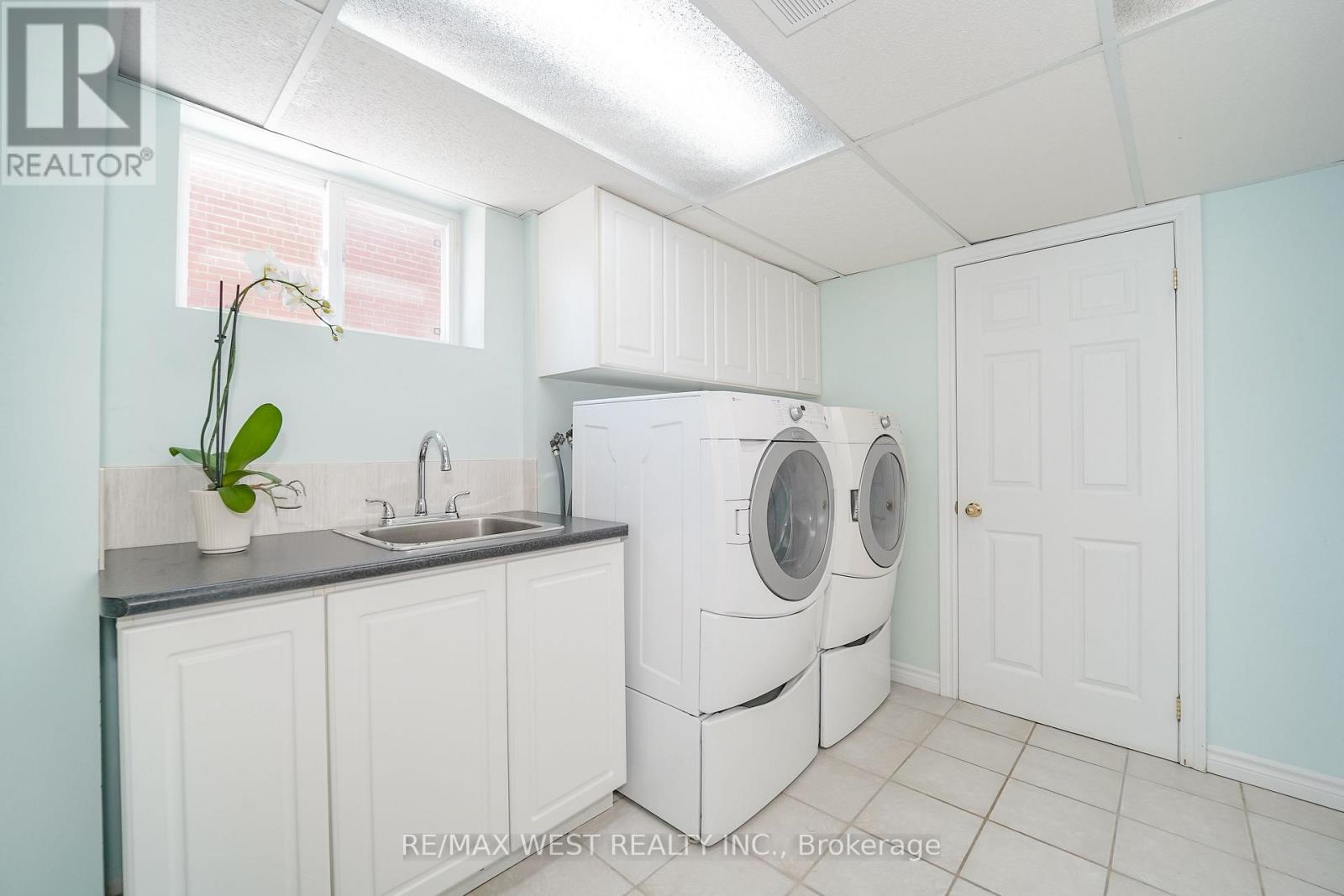 18 Nashland Avenue, Toronto, Ontario  M9B 2V4 - Photo 13 - W13871482