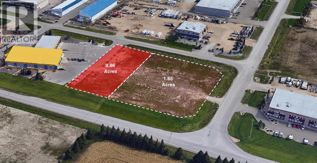 132 & 138 Clearmile Avenue, Rural Red Deer County, Alberta  T4E 0A1 - Photo 2 - A2267364