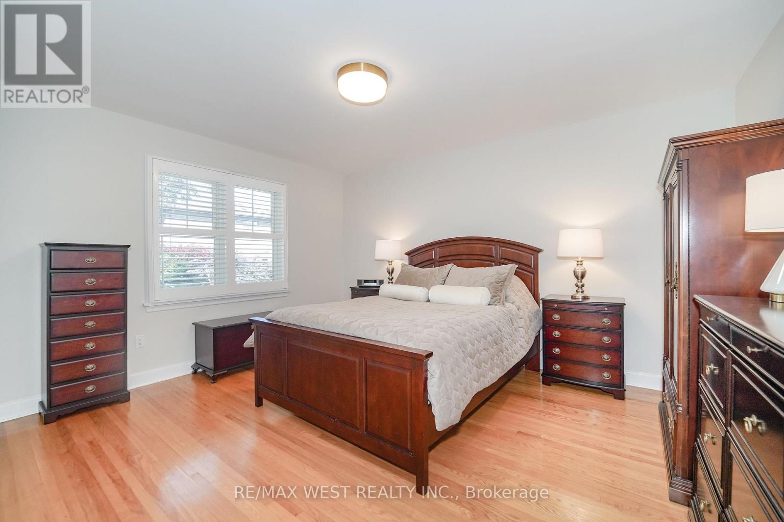 18 Nashland Avenue, Toronto, Ontario  M9B 2V4 - Photo 8 - W13871482