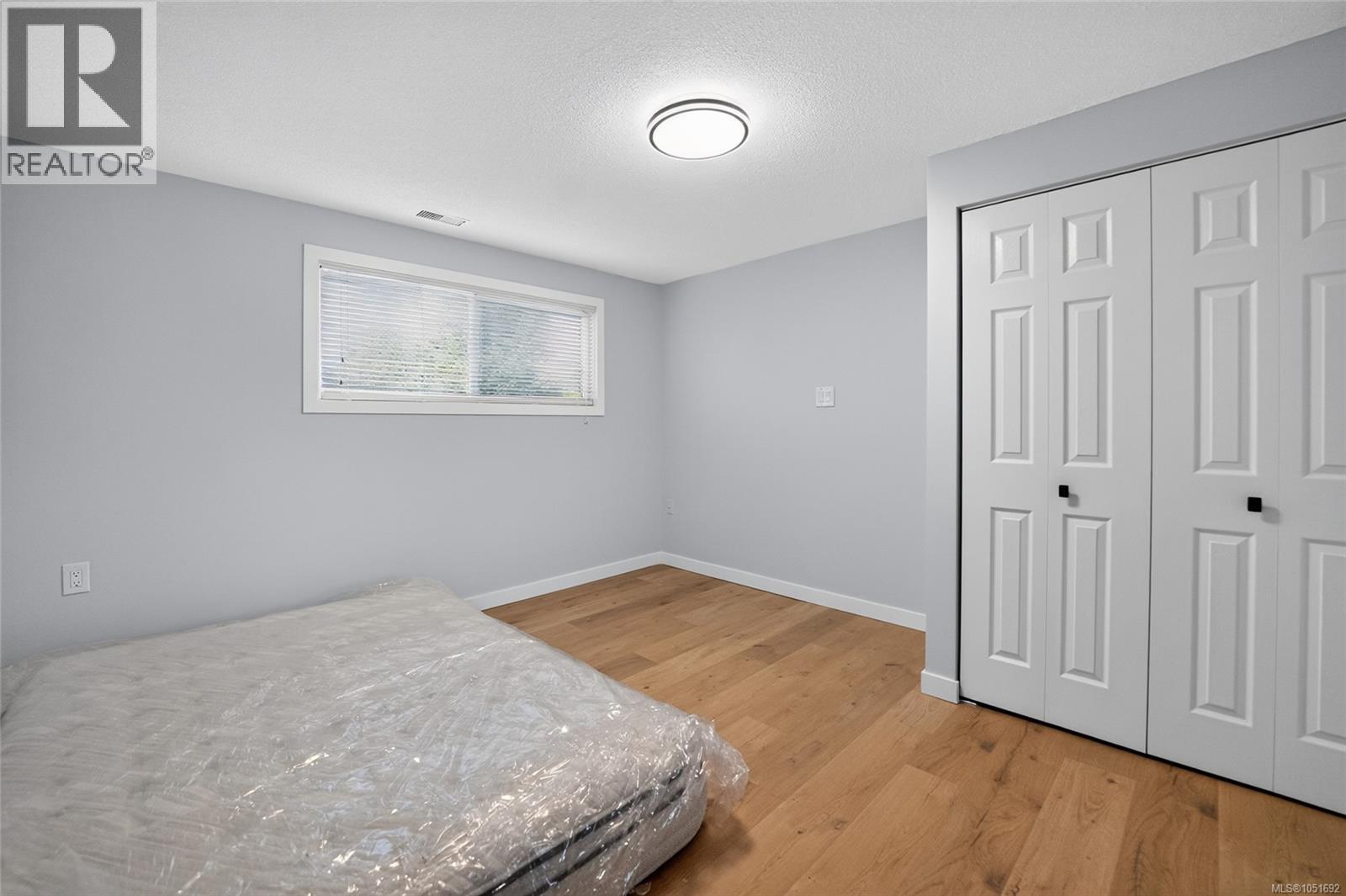 106 Emery Way