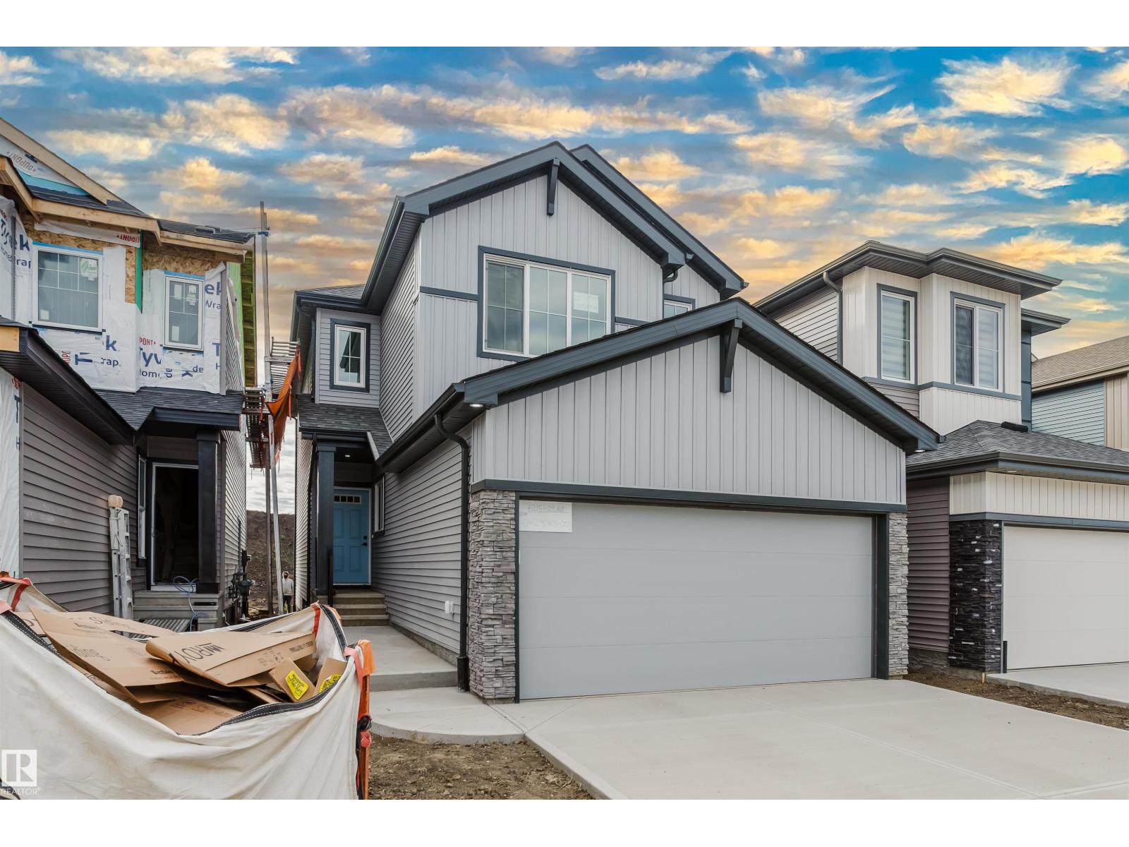 6215 29 AV SW