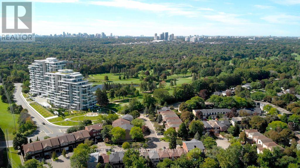 28 Augusta Court, Markham, Ontario  L3T 7K7 - Photo 5 - N13871810