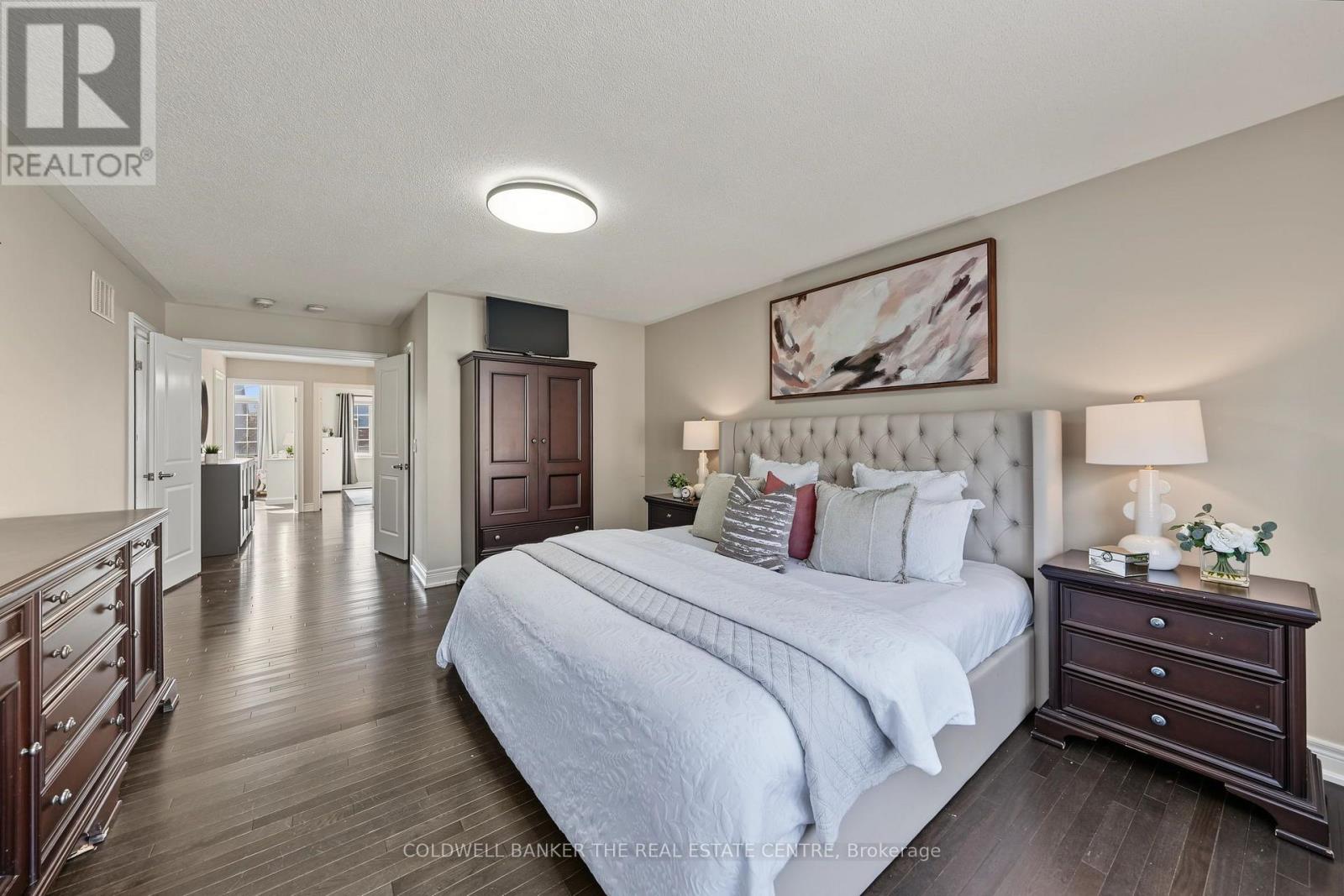 705 Yarfield Crescent, Newmarket, Ontario  L3X 0H4 - Photo 16 - N13871980