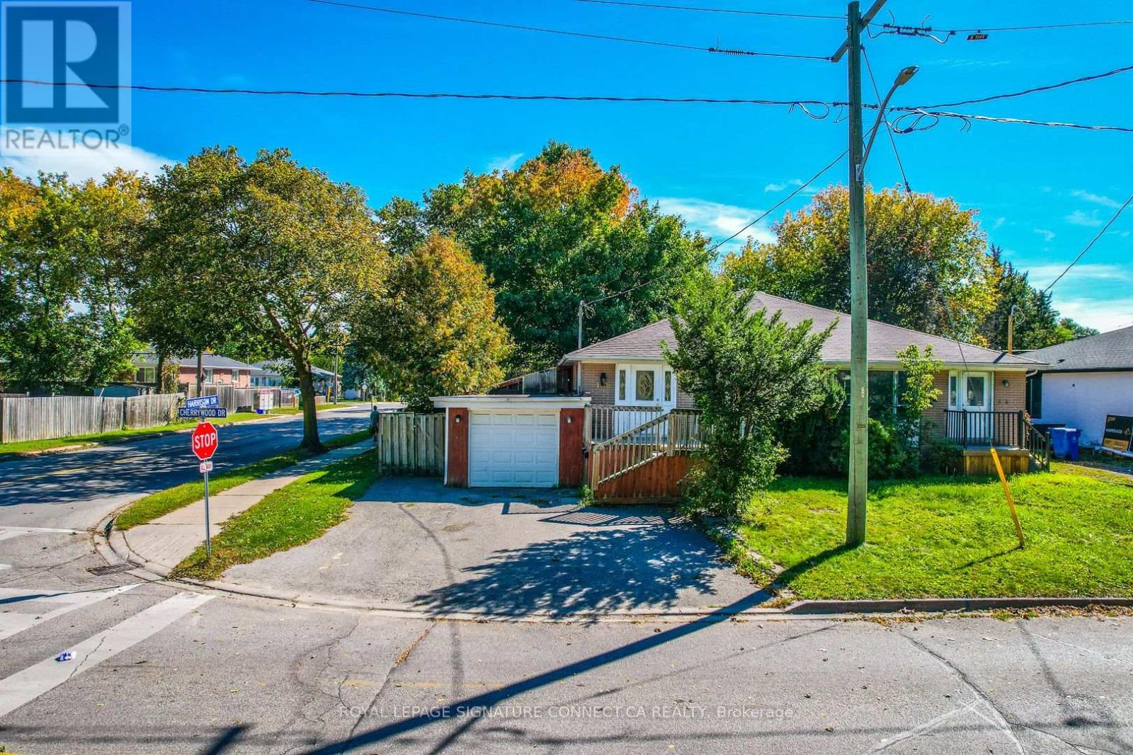 Upper Level - 166 Cherrywood Drive, Newmarket, Ontario  L3Y 2X7 - Photo 7 - N13872008