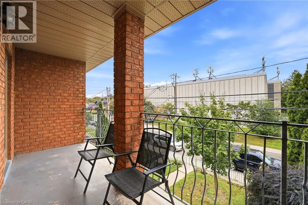 277 Harvie Avenue, York, Ontario  M6E 4L1 - Photo 35 - 40867739