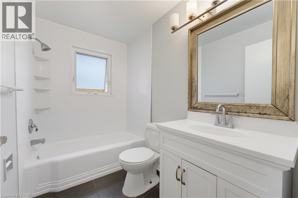 25 Meinzinger Avenue, Kitchener, Ontario  N2M 3T3 - Photo 22 - 40868224