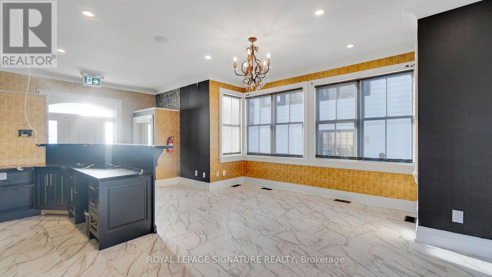 140 Trafalgar Road, Oakville, Ontario  L6J 3G5 - Photo 19 - W13871730