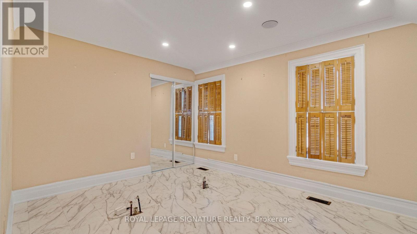 140 Trafalgar Road, Oakville, Ontario  L6J 3G5 - Photo 23 - W13871730