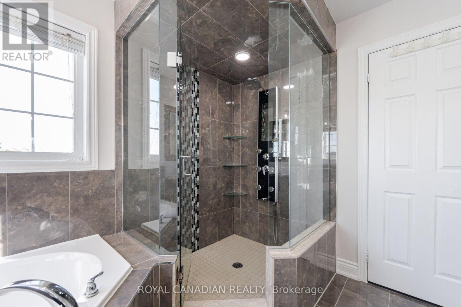 33 Rubysilver Drive, Brampton, Ontario  L6P 1R1 - Photo 27 - W13871734
