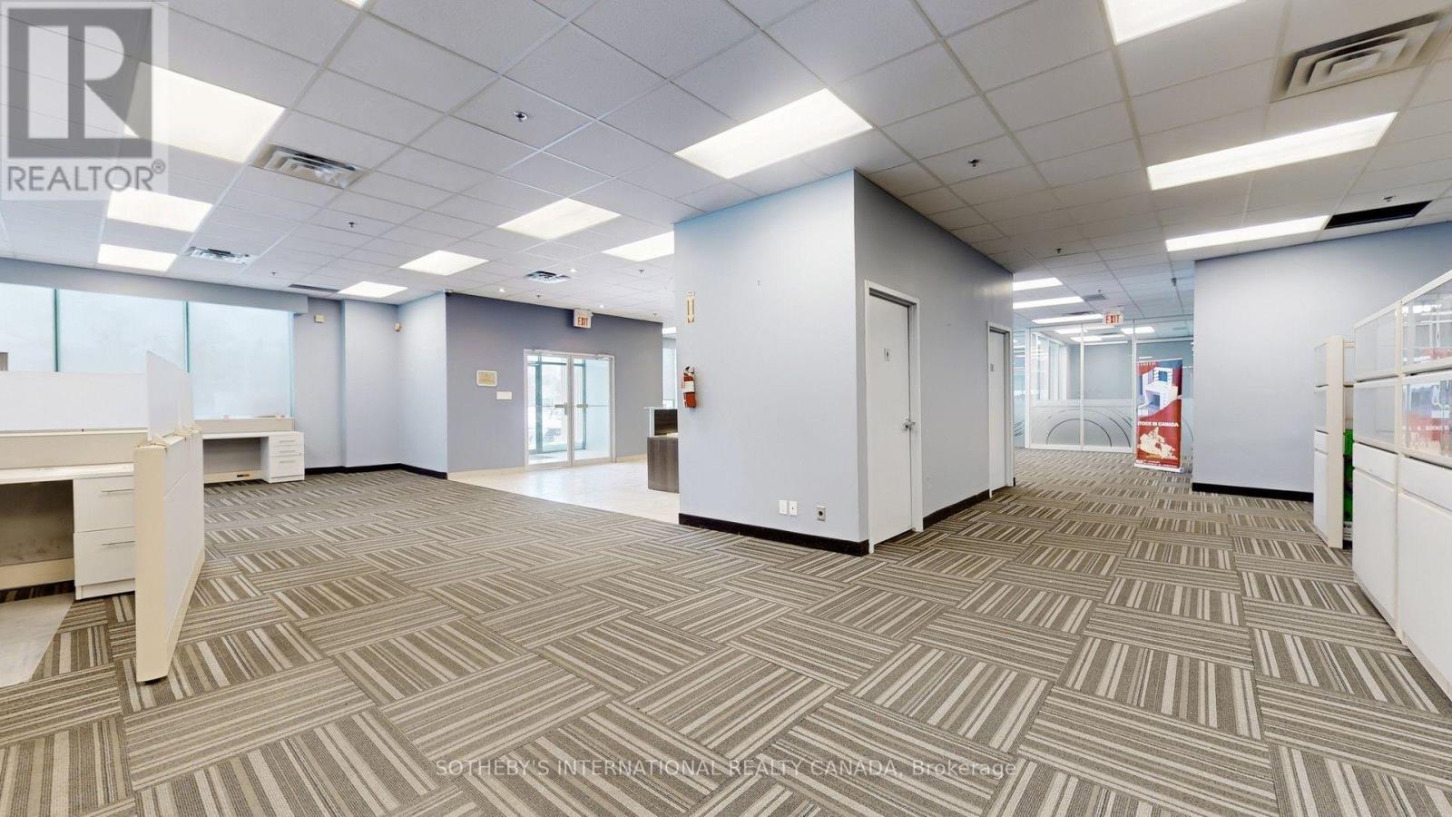 Home 64 $1 / ft<sup>2</sup>180 Traders Boulevard E, Mississauga, Ontario