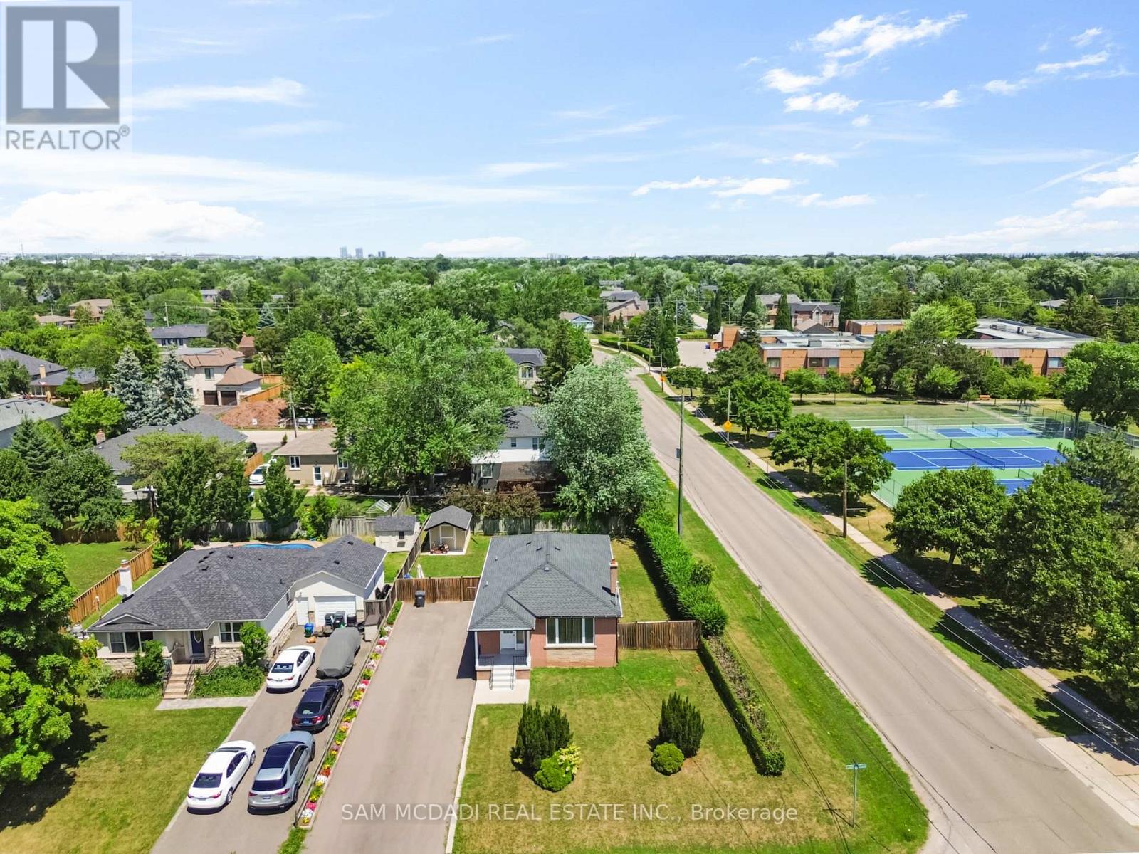 UPPER - 544 SANDMERE PLACE