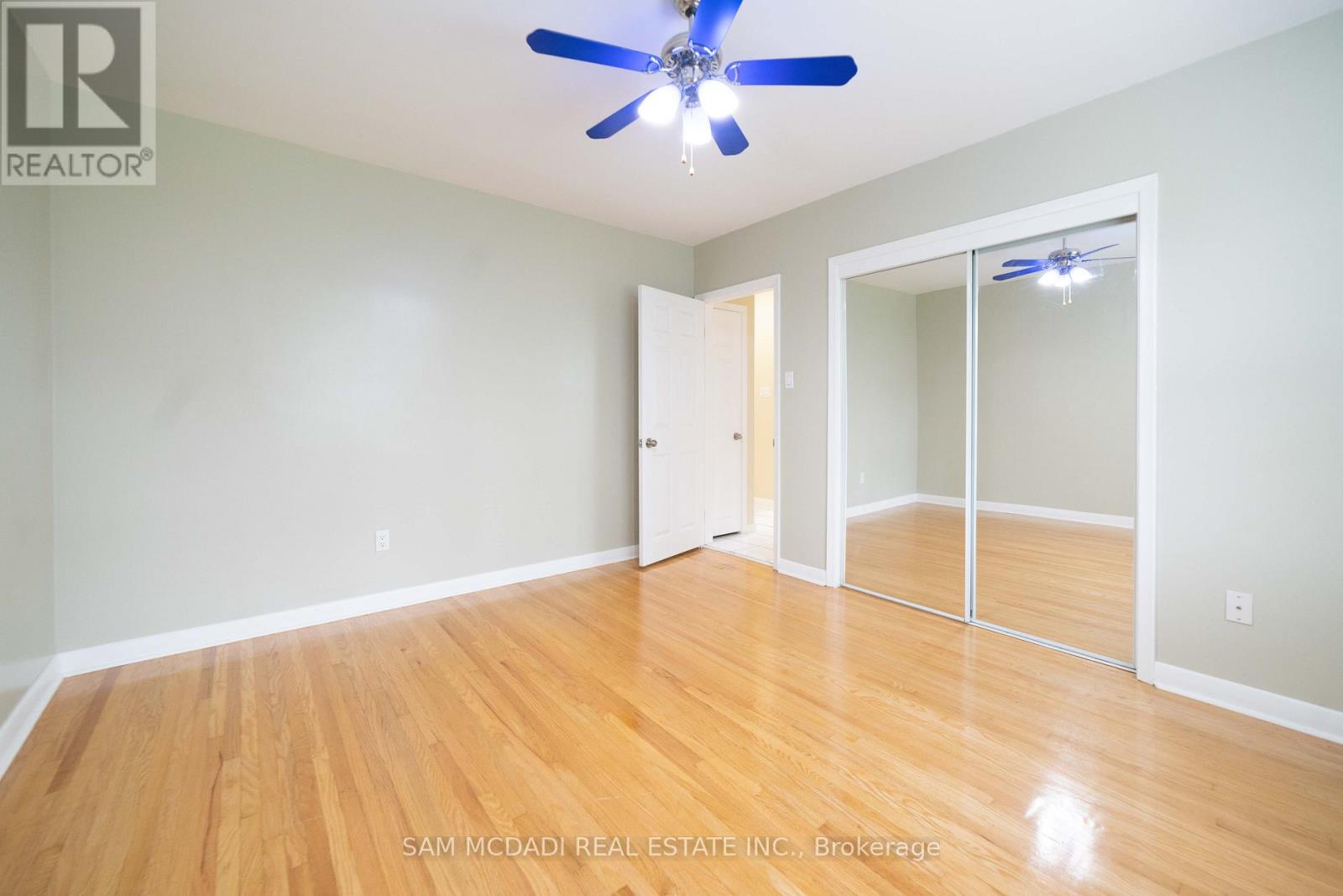 UPPER - 544 SANDMERE PLACE