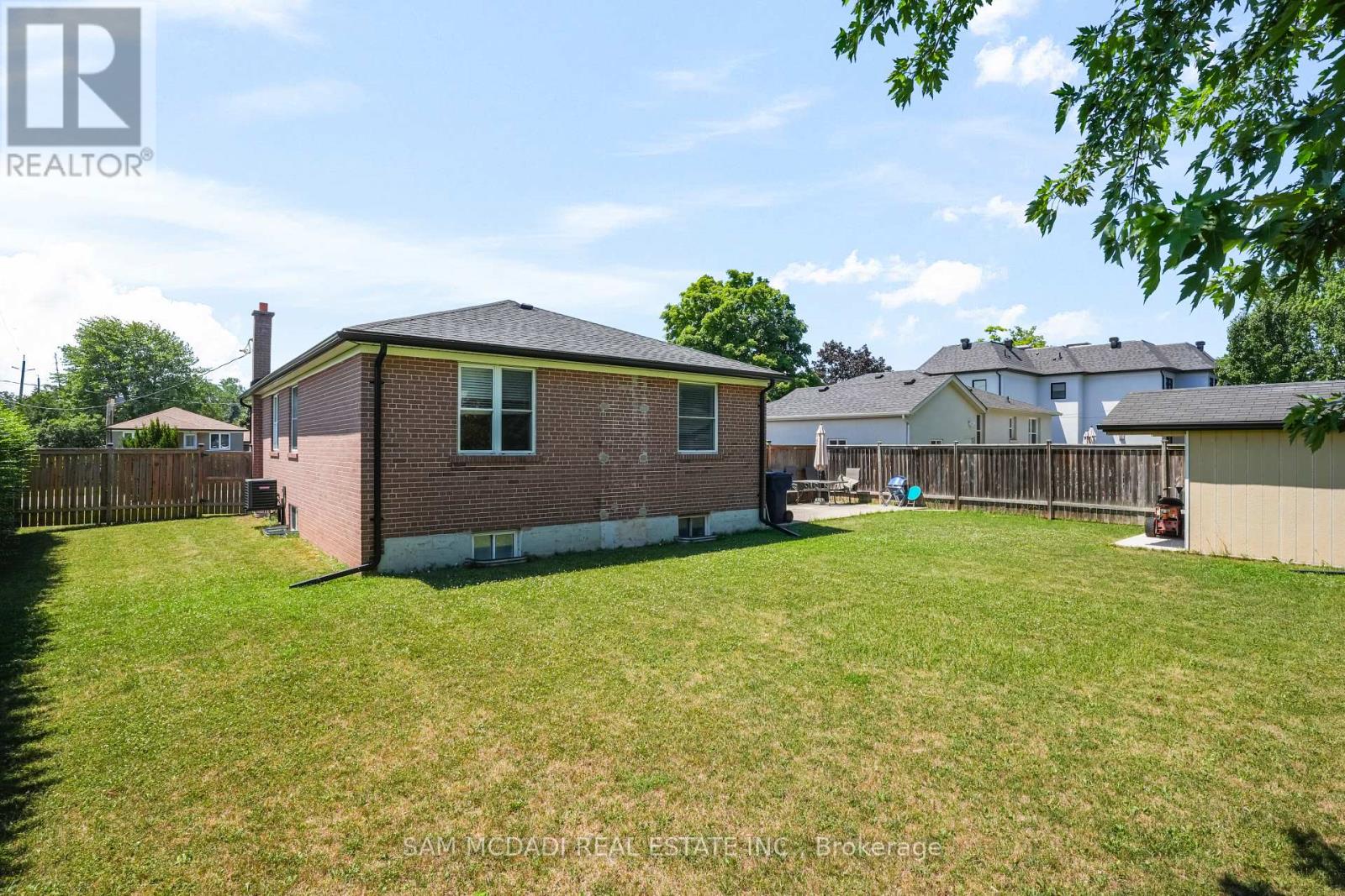 Upper - 544 Sandmere Place, Oakville, Ontario  L6L 4G4 - Photo 23 - W13871886