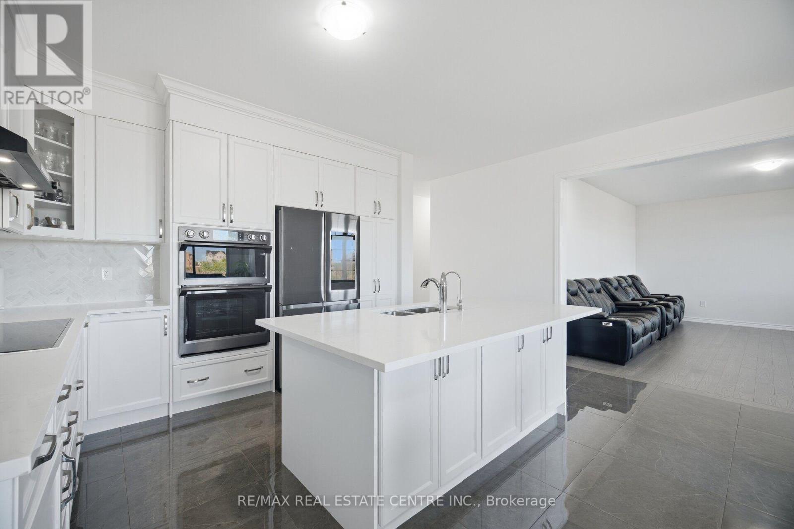 30 Tiger Crescent, Brampton, Ontario  L6R 4C1 - Photo 14 - W13871904