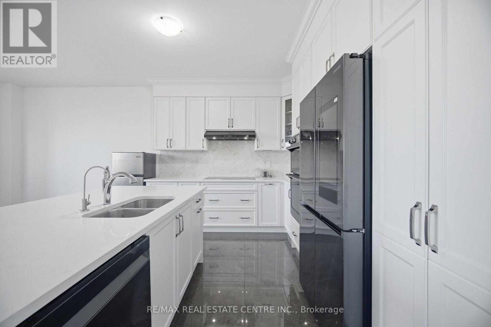 30 Tiger Crescent, Brampton, Ontario  L6R 4C1 - Photo 15 - W13871904