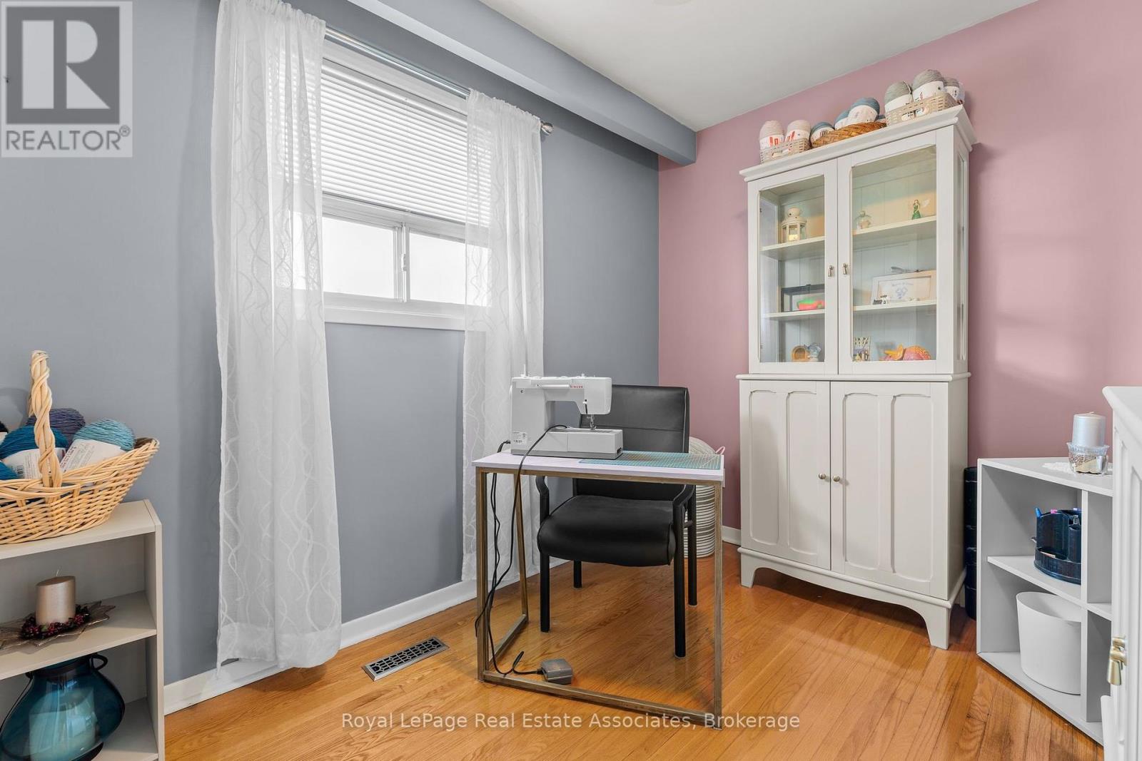 20 Honeywood Road, Toronto, Ontario  M3N 1B2 - Photo 12 - W13871912