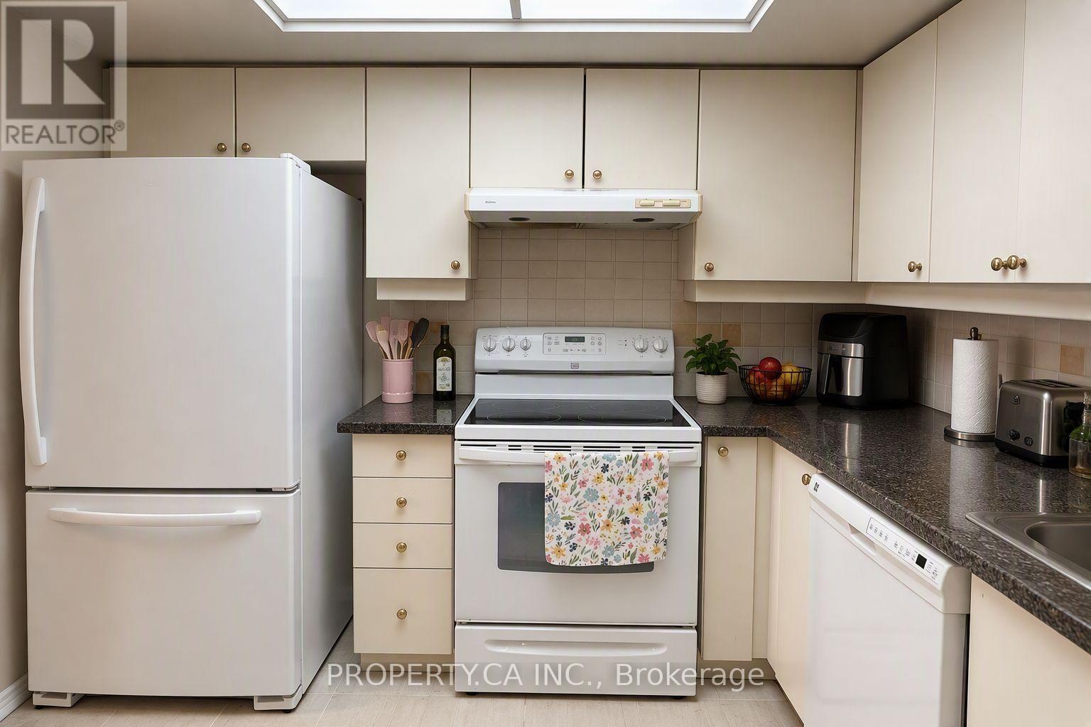 514 - 6 Humberline Drive, Toronto, Ontario  M9W 6X8 - Photo 9 - W13871996