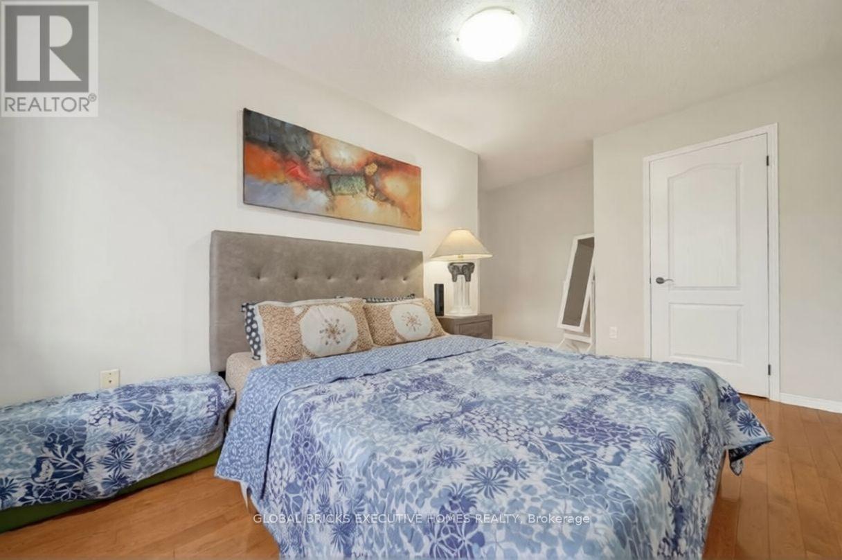 101 Albright Road, Brampton, Ontario  L6X 5E3 - Photo 11 - W13872010