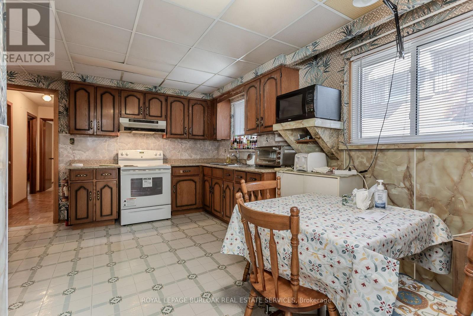 353 Enfield Road, Burlington, Ontario  L7T 4E7 - Photo 14 - W13872012