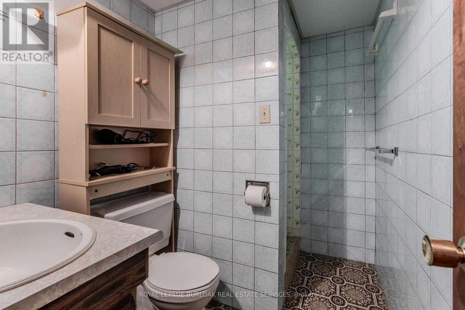 353 Enfield Road, Burlington, Ontario  L7T 4E7 - Photo 33 - W13872012