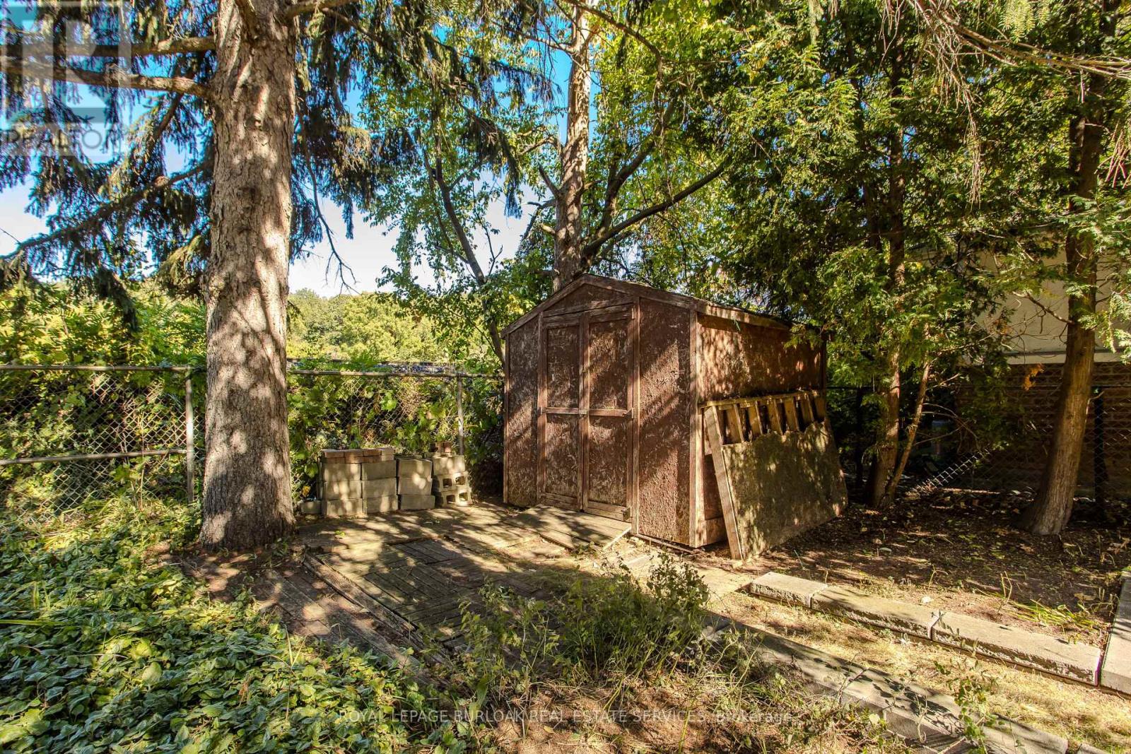 353 Enfield Road, Burlington, Ontario  L7T 4E7 - Photo 37 - W13872012