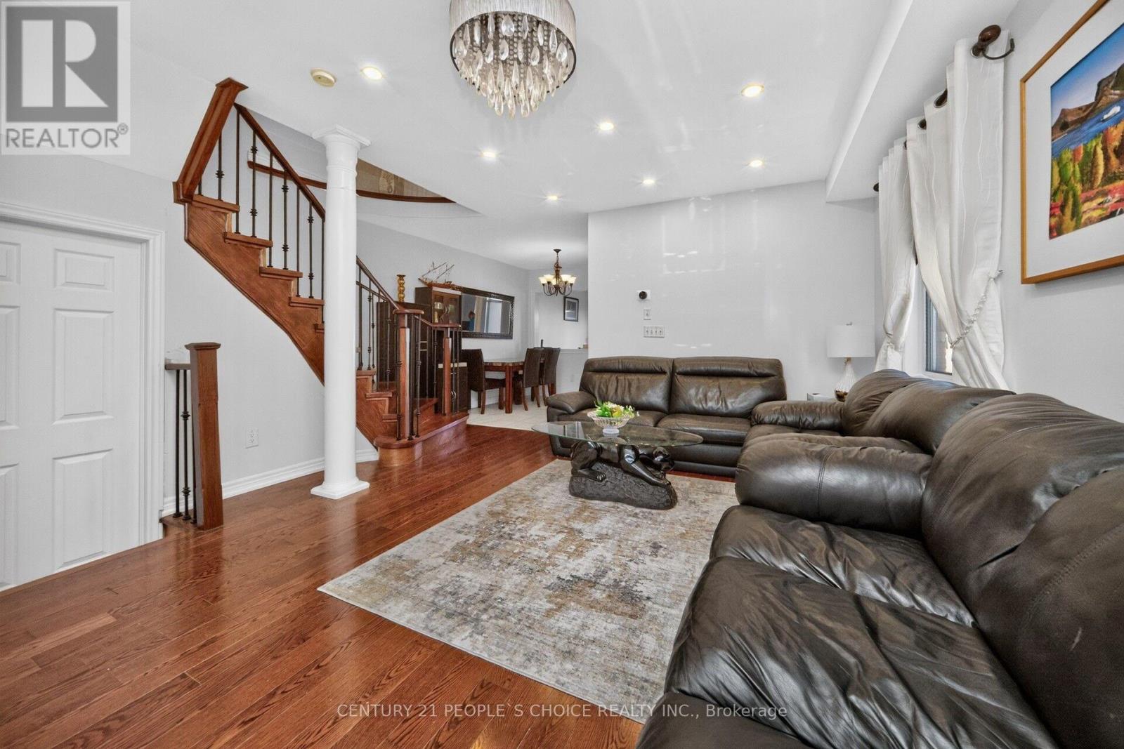 7273 Gagliano Drive, Mississauga, Ontario  L5W 1X3 - Photo 6 - W13872046