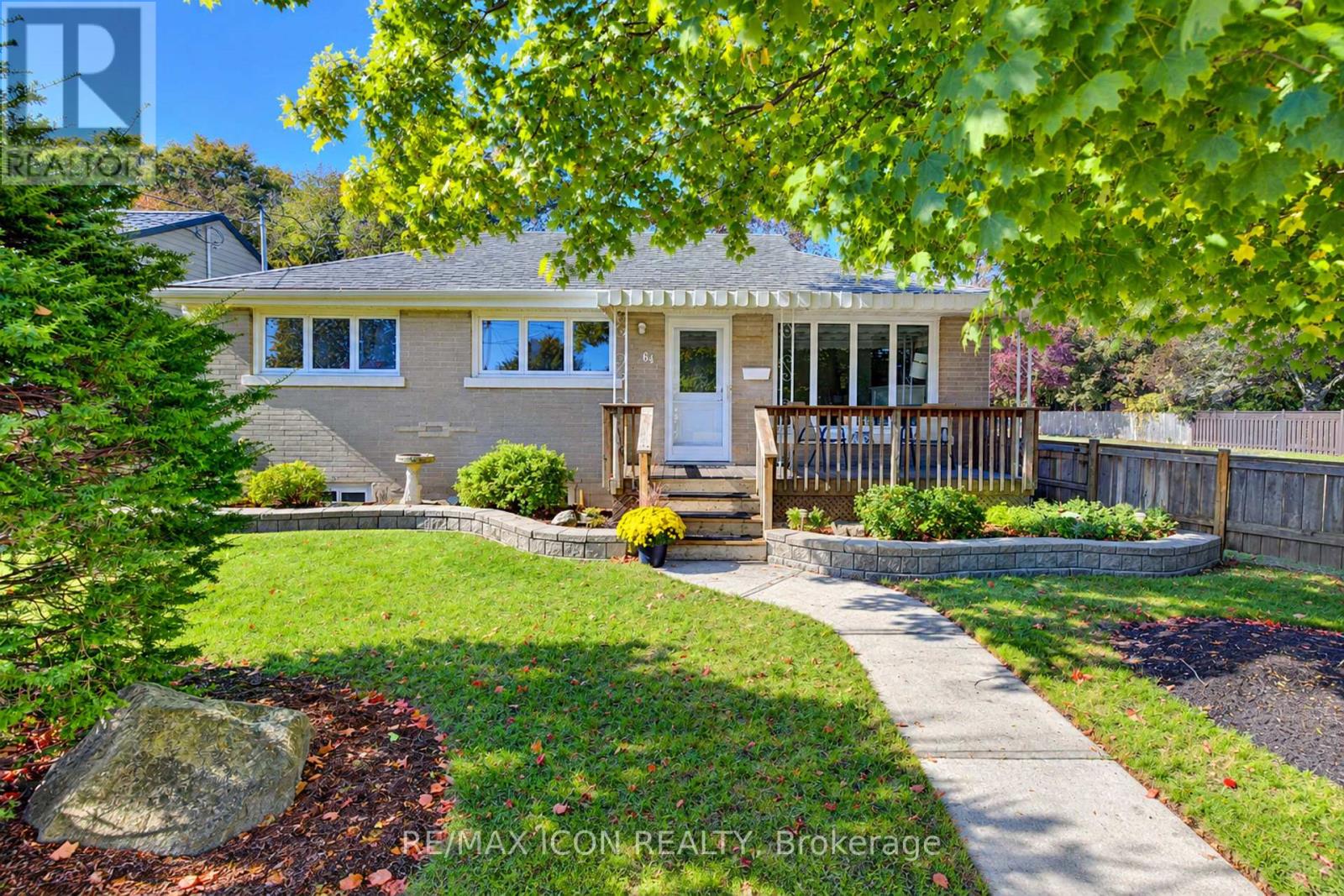 64 LOWREY AVENUE S, Cambridge, Ontario