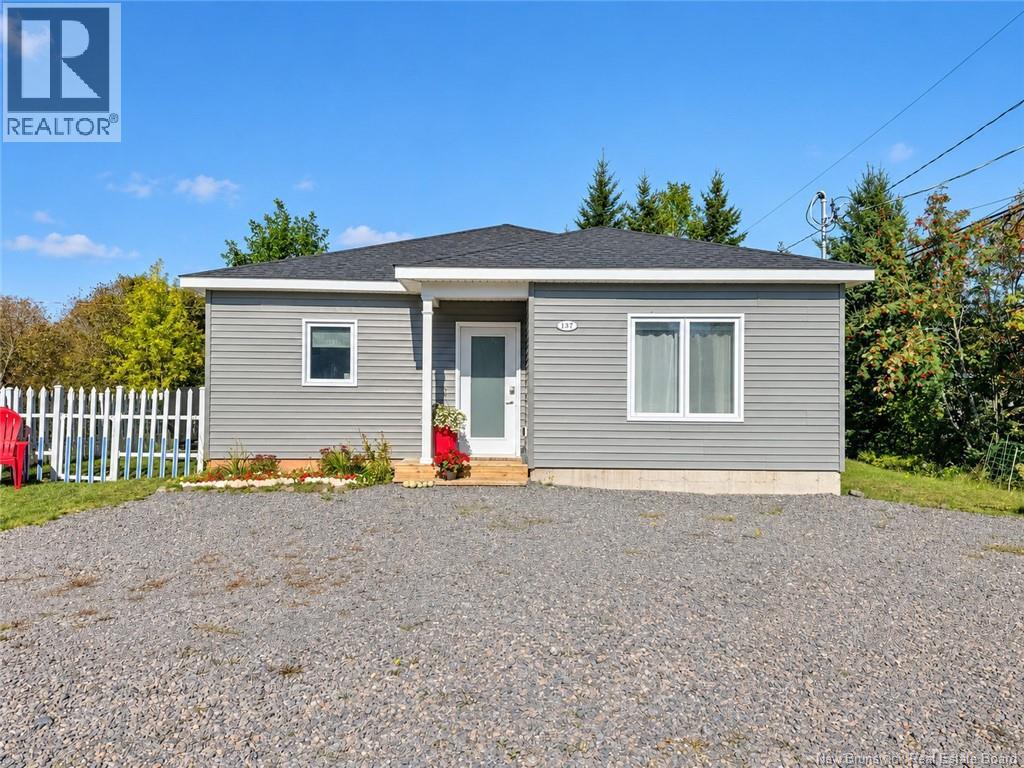 137 Leblanc Avenue, Shediac, New Brunswick  E4P 1Y6 - Photo 3 - NB149157