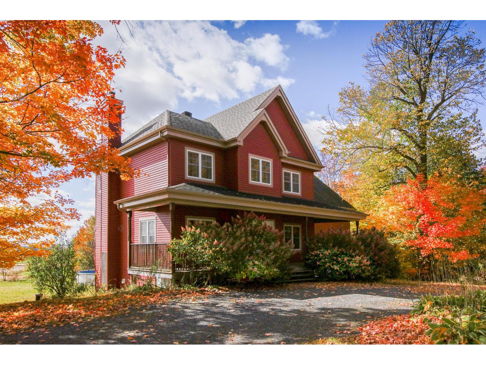 6006 Rue Principale Saint-Félix-de-Kingsey Quebec Canada J0B2T0 2