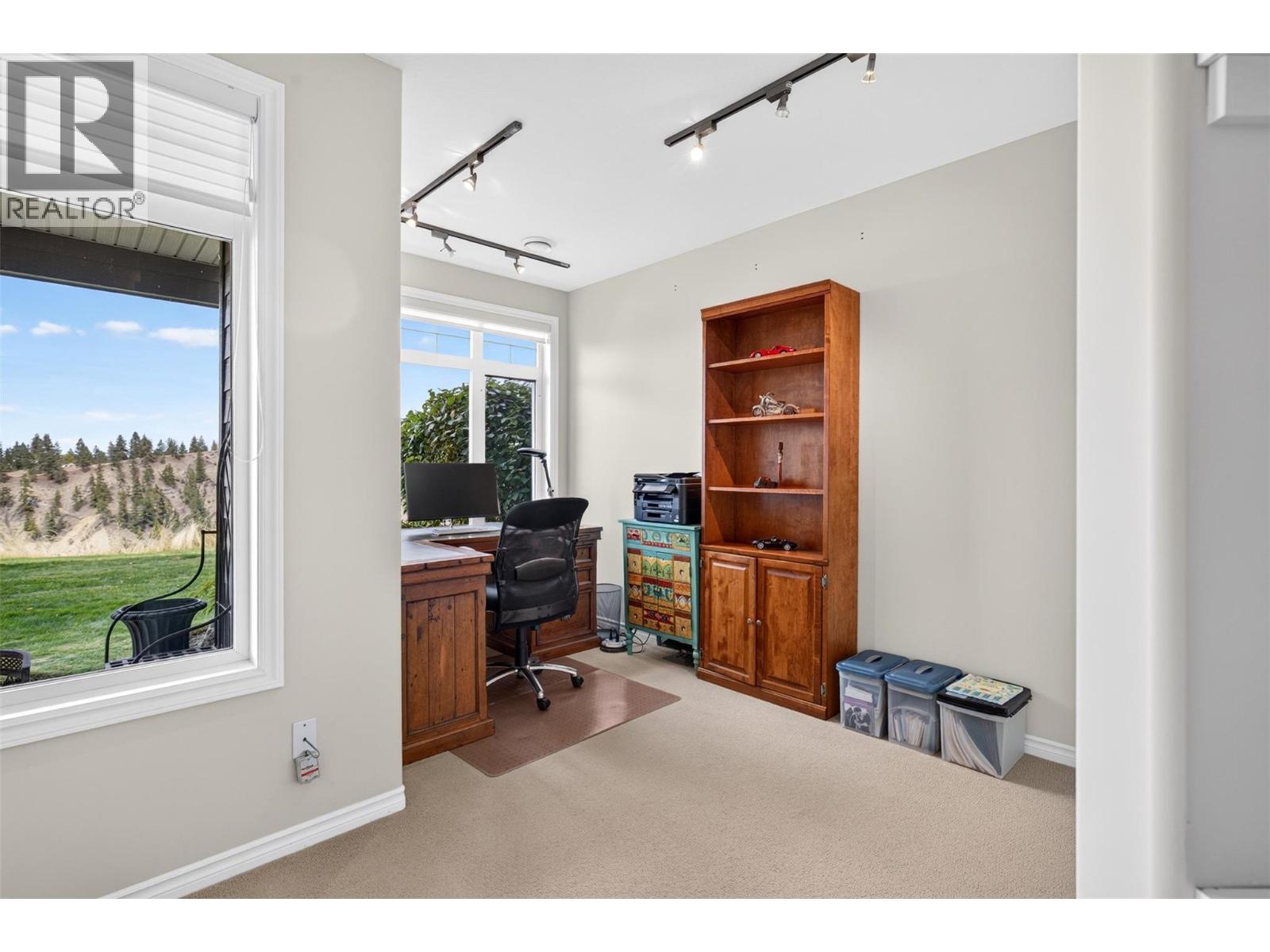 3800 Gallaghers Pinnacle Way Unit# 21