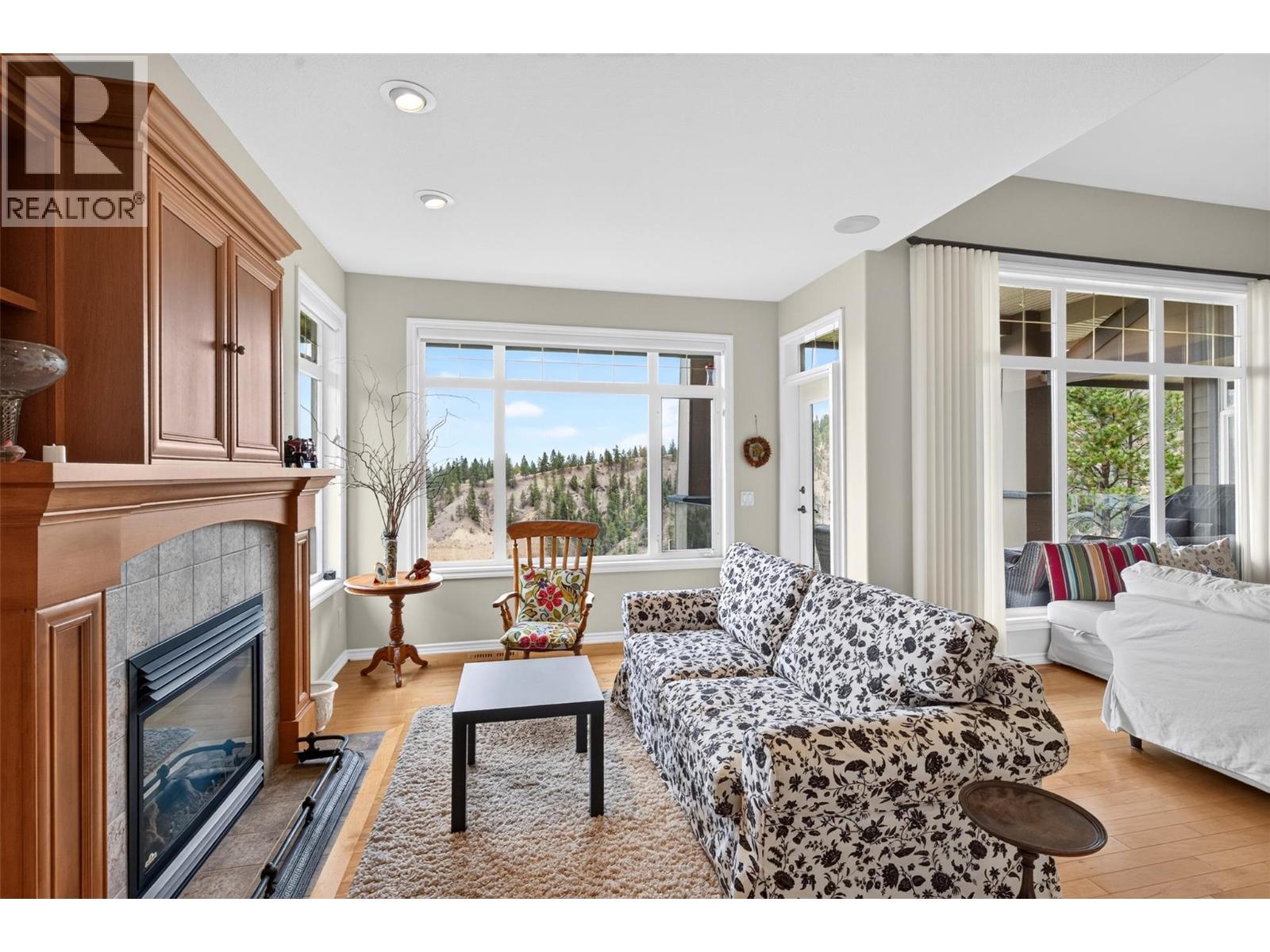 3800 Gallaghers Pinnacle Way Unit# 21