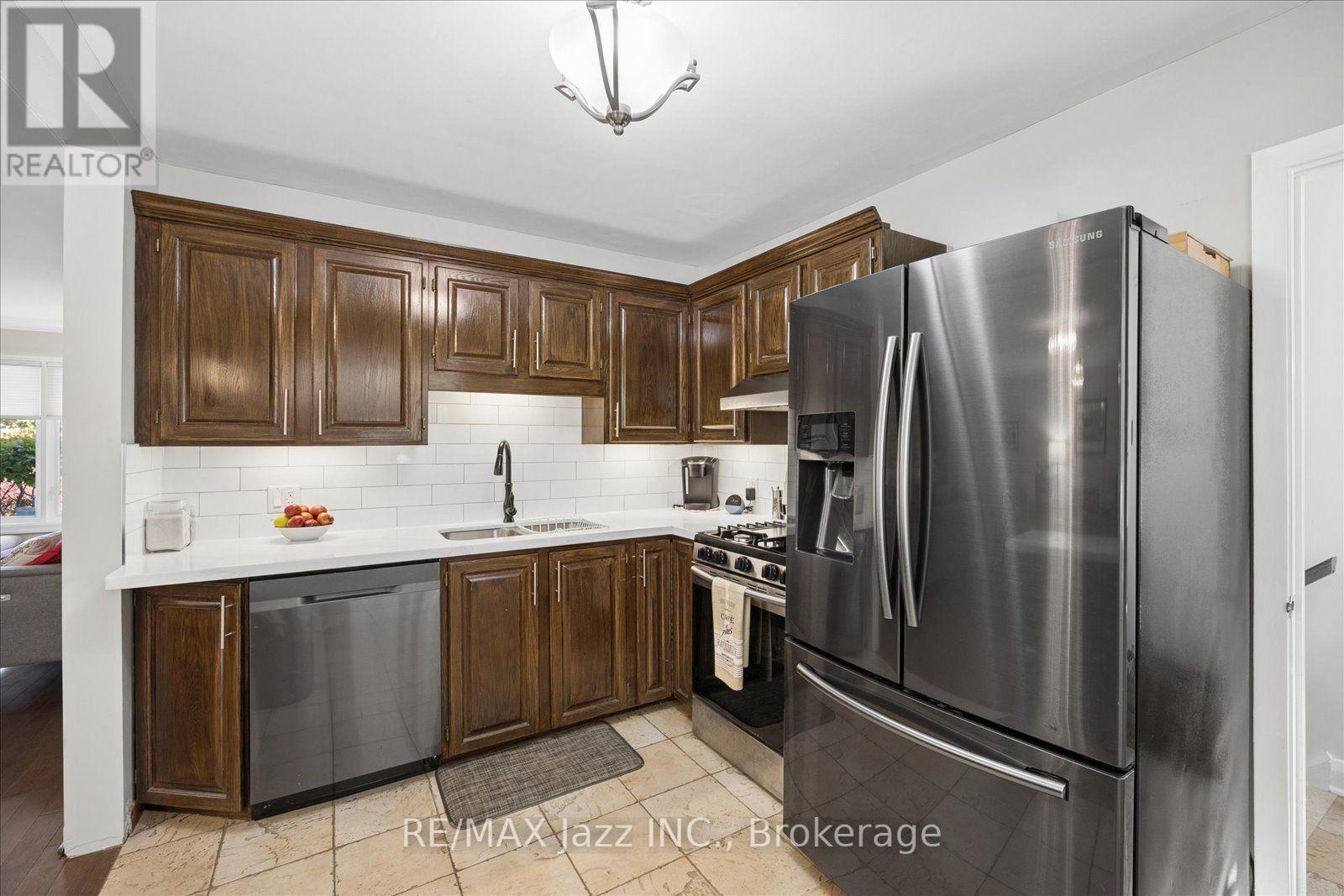 700 Grierson Street, Oshawa, Ontario  L1G 5J5 - Photo 14 - E13872152