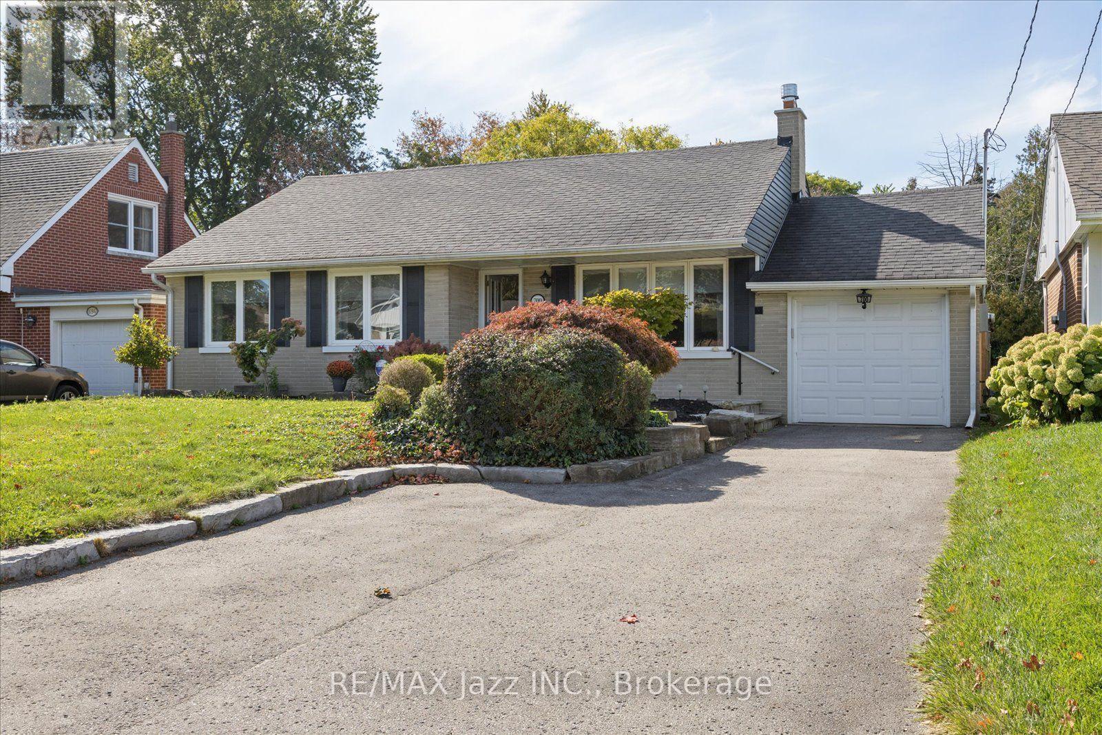 700 Grierson Street, Oshawa, Ontario  L1G 5J5 - Photo 2 - E13872152