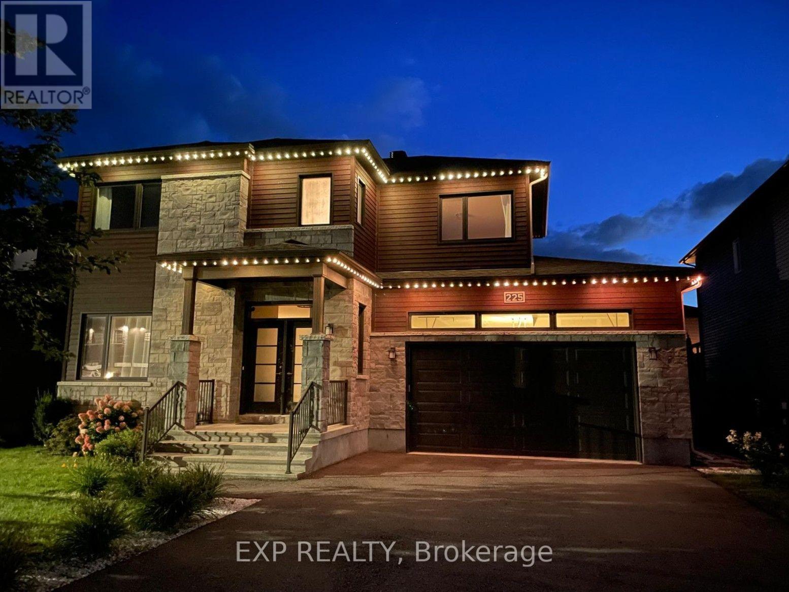 225 Sunset Crescent, Russell, Ontario  K4R 0E5 - Photo 2 - X13680328