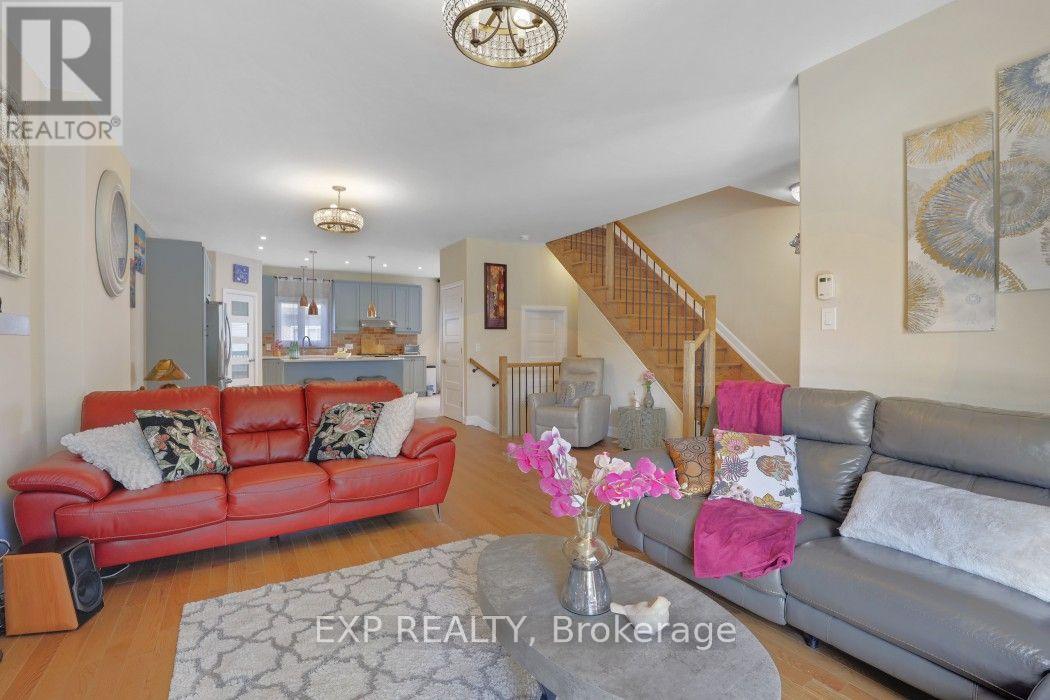 225 Sunset Crescent, Russell, Ontario  K4R 0E5 - Photo 8 - X13680328