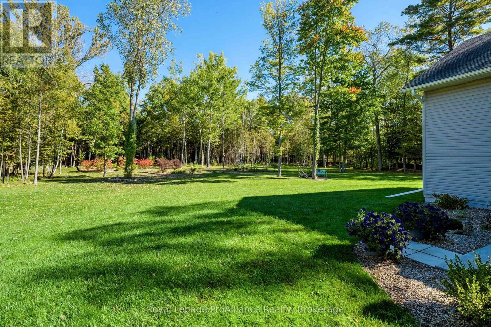 21502 Loyalist Parkway (Highway 33) Parkway, Prince Edward County, Ontario  K0K 1L0 - Photo 47 - X13872100