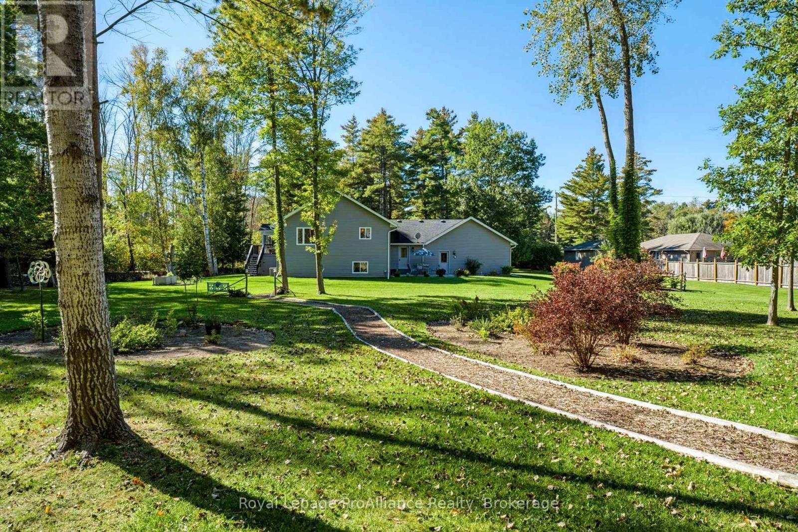 21502 Loyalist Parkway (Highway 33) Parkway, Prince Edward County, Ontario  K0K 1L0 - Photo 48 - X13872100