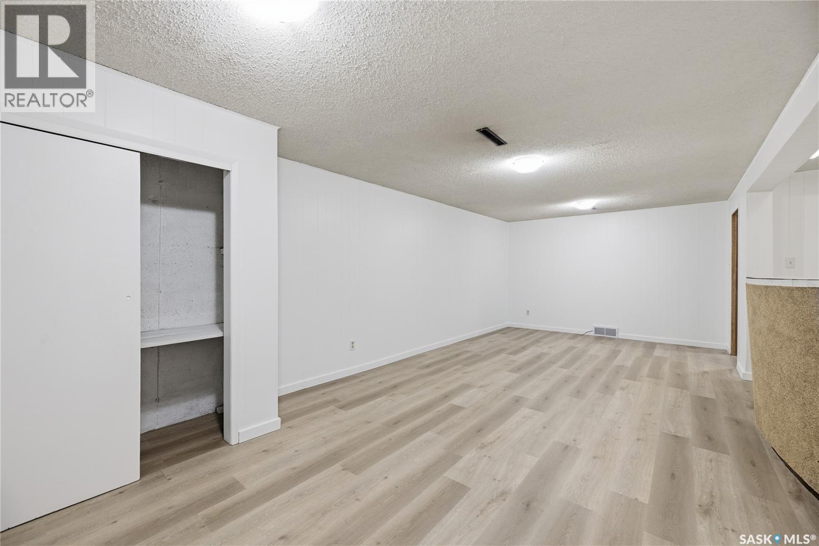 2522 William Avenue, Saskatoon, Saskatchewan  S7J 1B3 - Photo 28 - SK050532