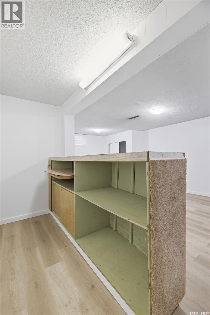 2522 William Avenue, Saskatoon, Saskatchewan  S7J 1B3 - Photo 29 - SK050532