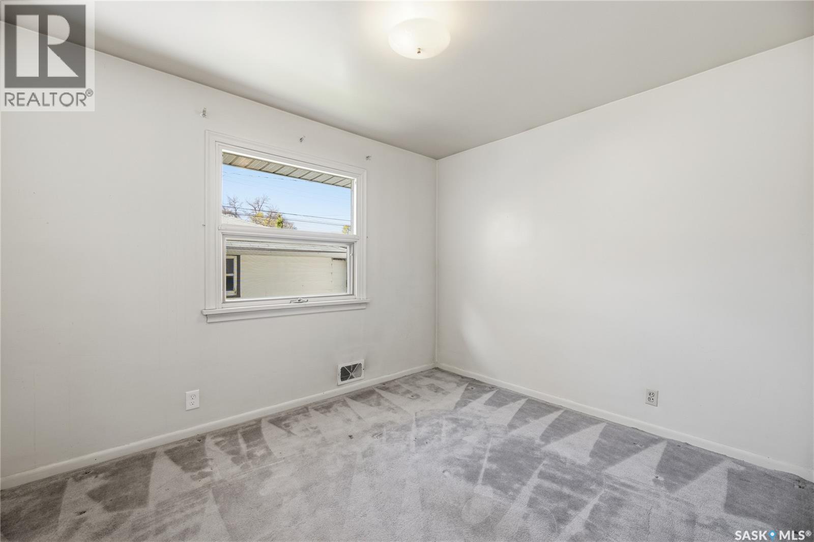 2522 William Avenue, Saskatoon, Saskatchewan  S7J 1B3 - Photo 9 - SK050532
