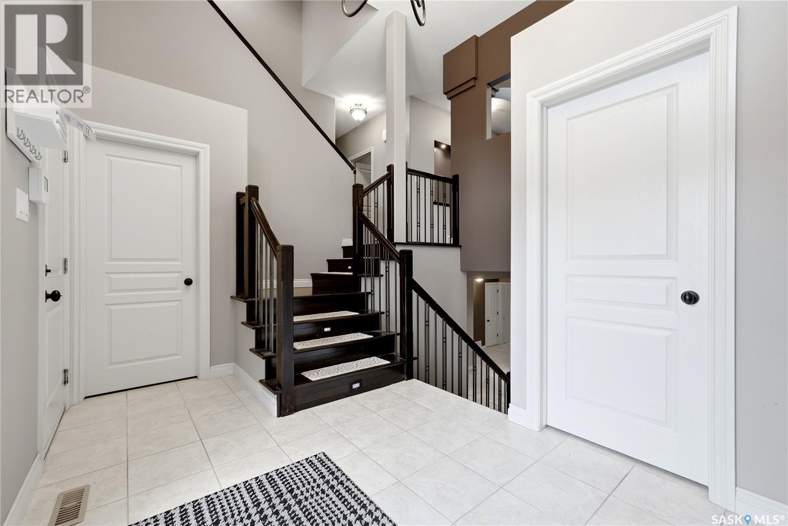 4322 Sandpiper Crescent E, Regina, Saskatchewan  S4V 1N3 - Photo 4 - SK050455