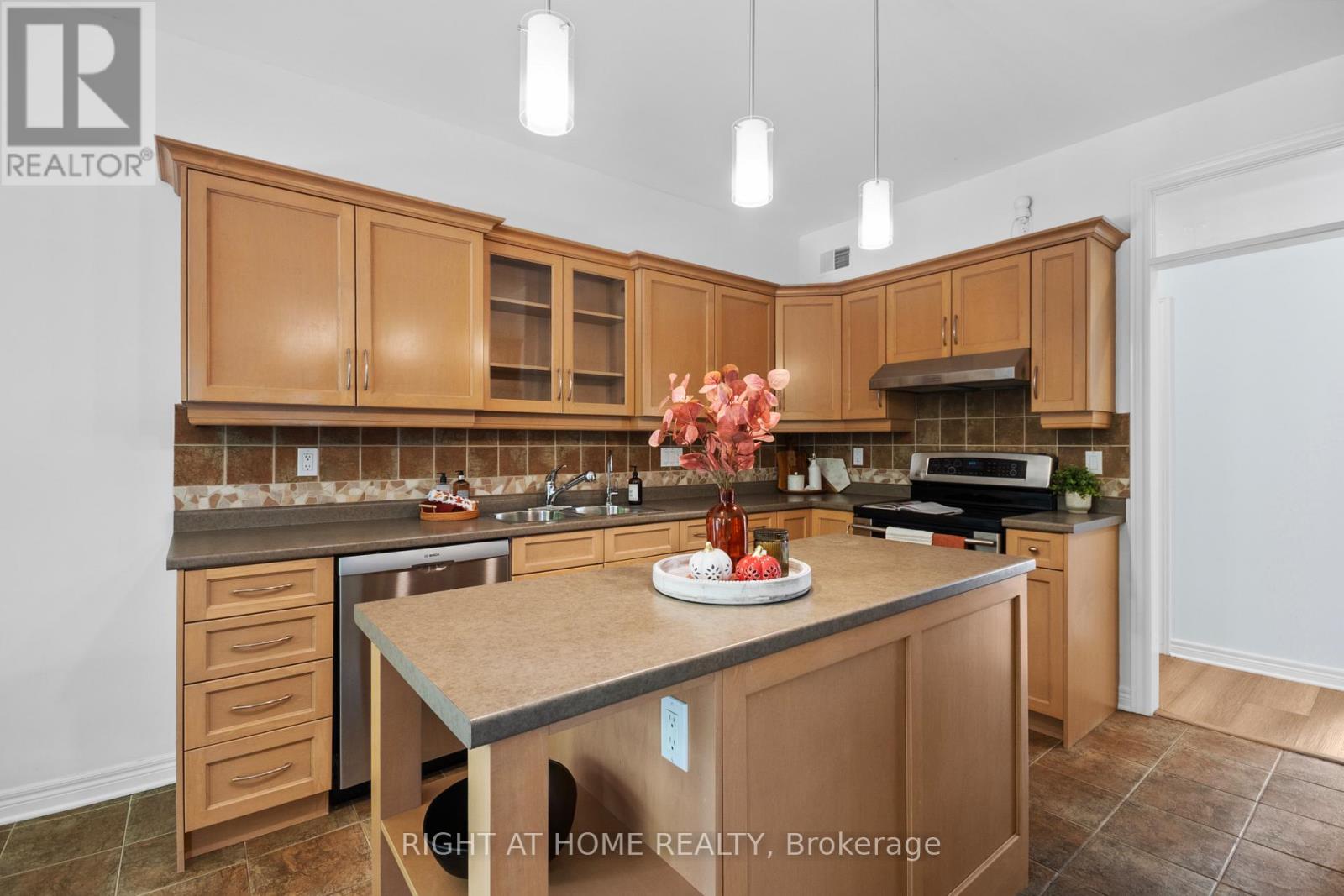 169 West Rivertrace Walk, London North, Ontario  N6G 5J9 - Photo 16 - X13872190