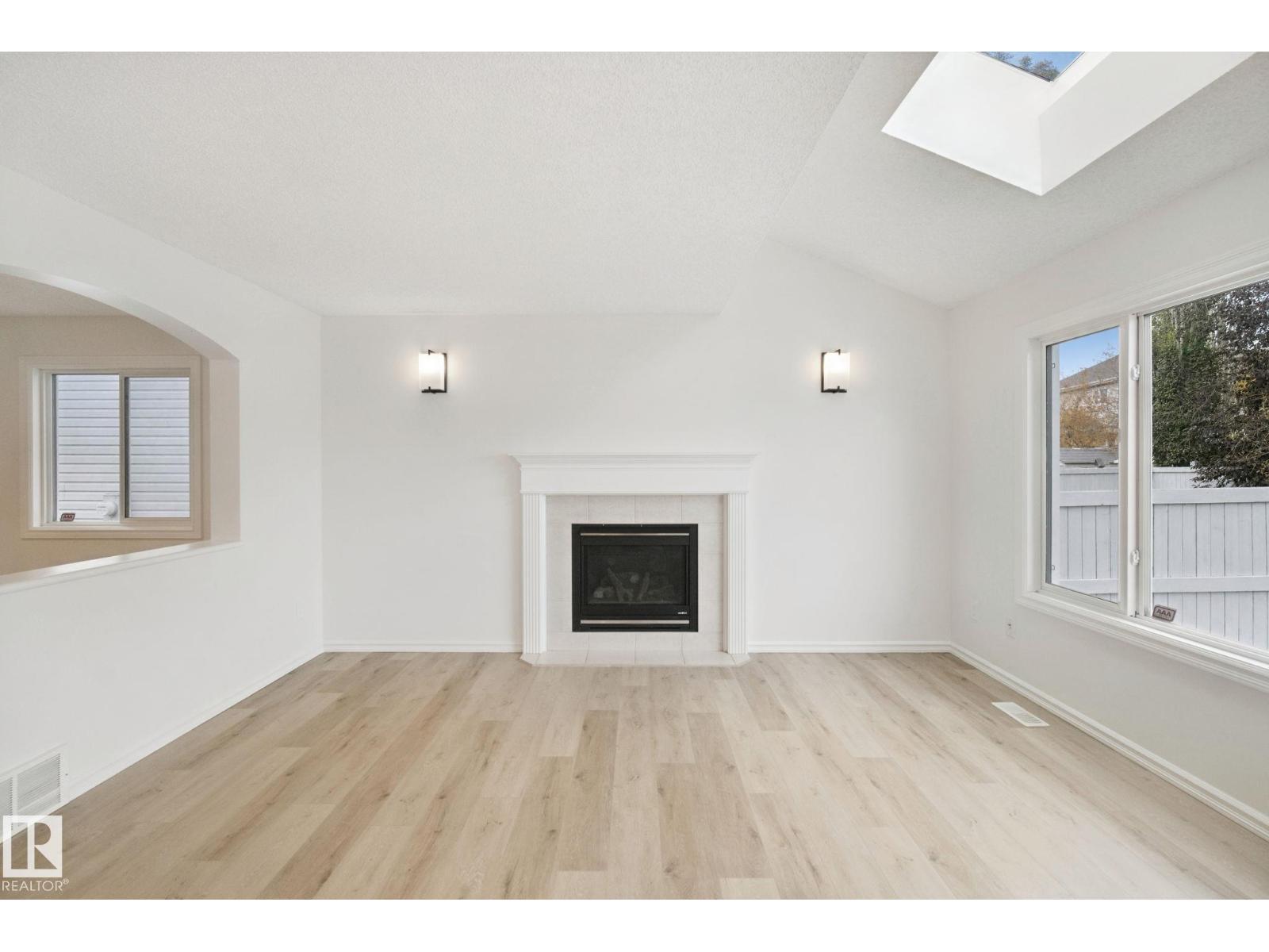 20420 56 AV NW