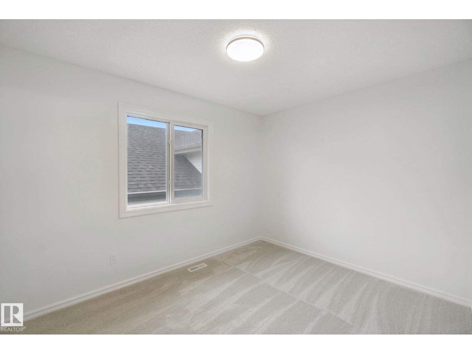 20420 56 AV NW